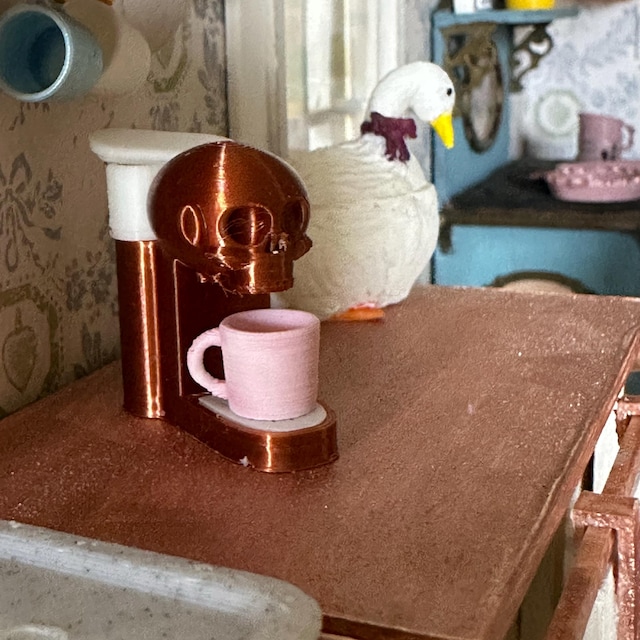 Machine à café tête de mort miniature maison de poupée 1/12 - fichier numérique STL - France Machine à café tête de mort miniature maison de poupée 1/12 - fichier numérique STL - France