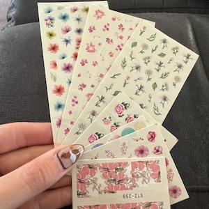 Nail Art Water Decals Stickers Transfers Spring Summer Water Effect Pretty Pink Blue Green Flowers Floral Petals Leaf Leaves (522)