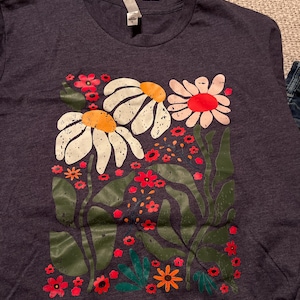 Wildflower T-shirt, Vintage Flower Shirt, Floral T-shirt