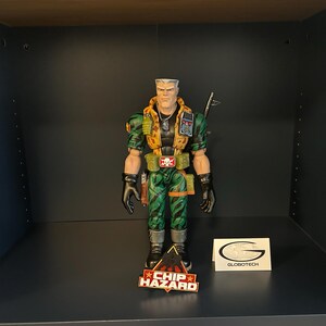 Small Soldiers - CHIP HAZARD - Box Pose Statue - Etsy