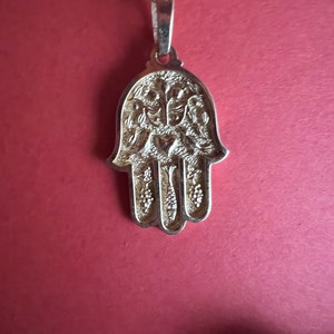 Small 14K Gold Hamsa Pendant With Pomegranatepeace - Etsy