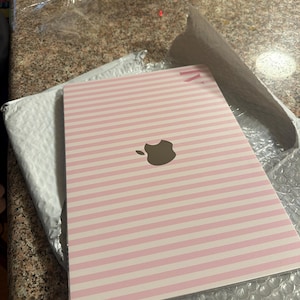 Anahi added a photo of their purchase