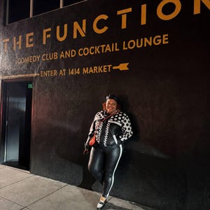 Nieshia added a photo of their purchase