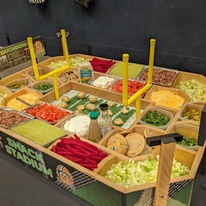 40YARDS American Football Snack Stadion XXL – Wiederverwendbare Snackbox Für Partys