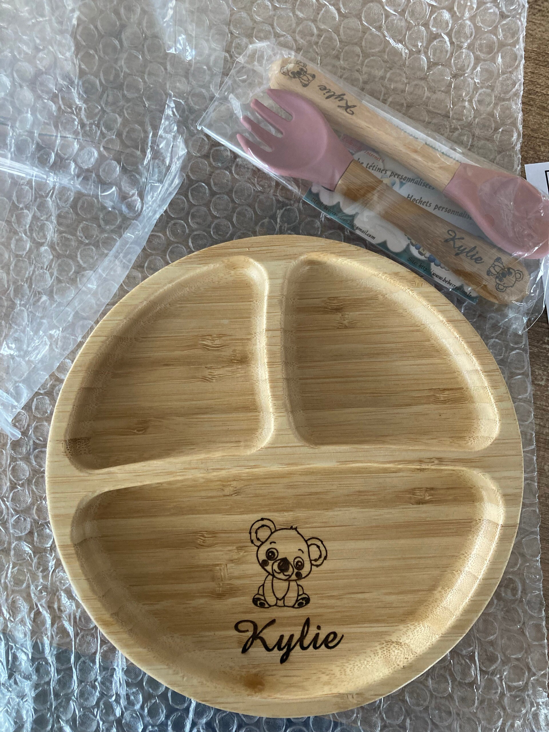 Personalized baby plate in bamboo wood (laser engraving)