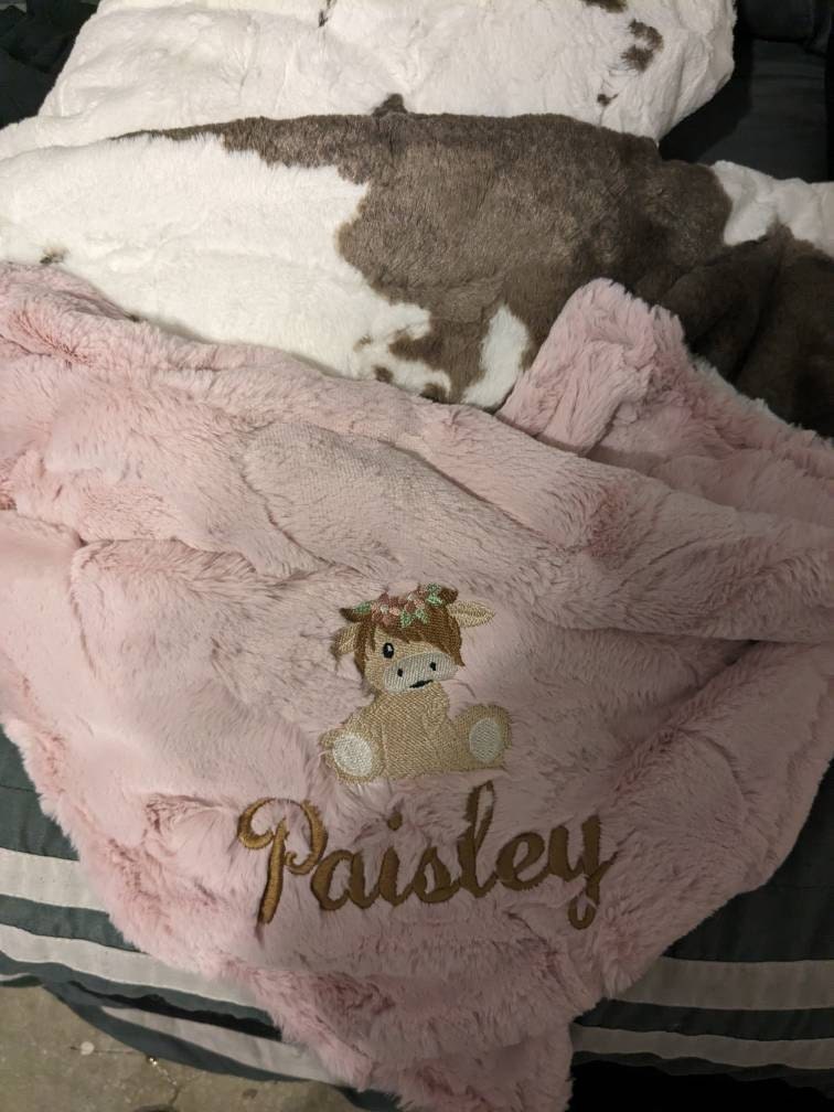 Personalized Baby Blanket, Embroidered Girl Highland Cow Blanket, Baby Cow Newborn Gift, Baby Shower Gift