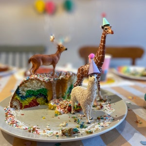 10 Stück Mini Partyhüte Für Kuscheltiere - Leuchtende Sternchen Hütchen Aus Kunstleder