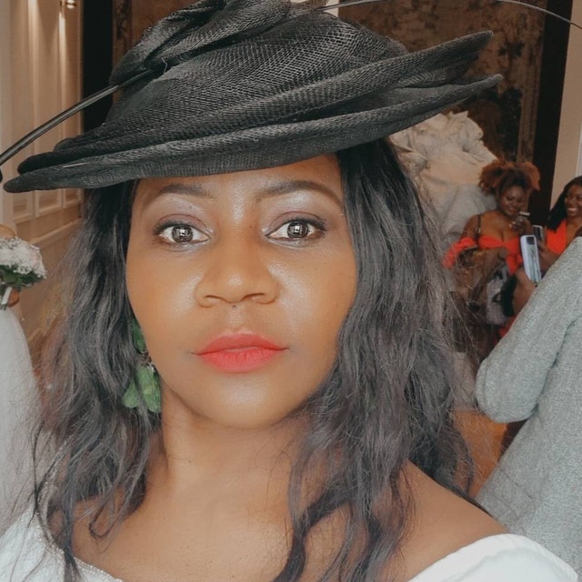Large Black Fascinator Hat for Women, Modern Black Feather  display picture 3
