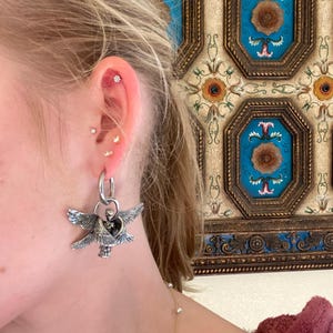 シルバーフープピアス、セラフィムエンジェルピアス、ドロップピアス