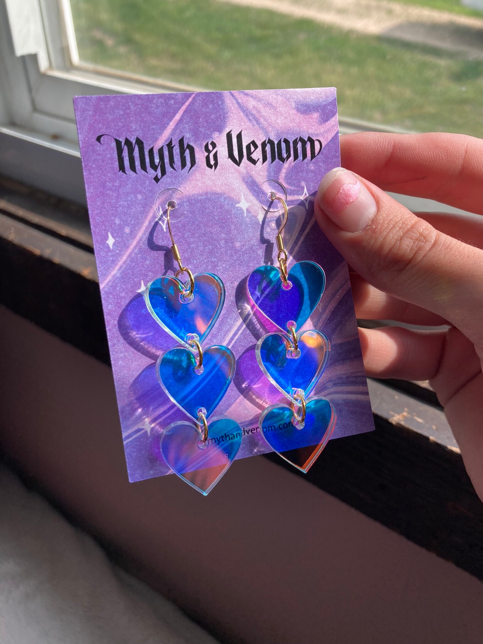 Heart Shaped Iridescent Waterfall Drop Earrings - acrylic - eras - lightweight - FALLING HEART - Rainbow