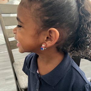 Yessica added a photo of their purchase