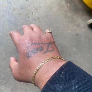 JUNIOR added a photo of their purchase