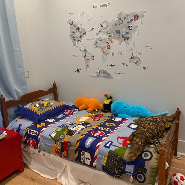 Animal World Map Wall Sticker | Kids World Map Decal | World Map Wall ...