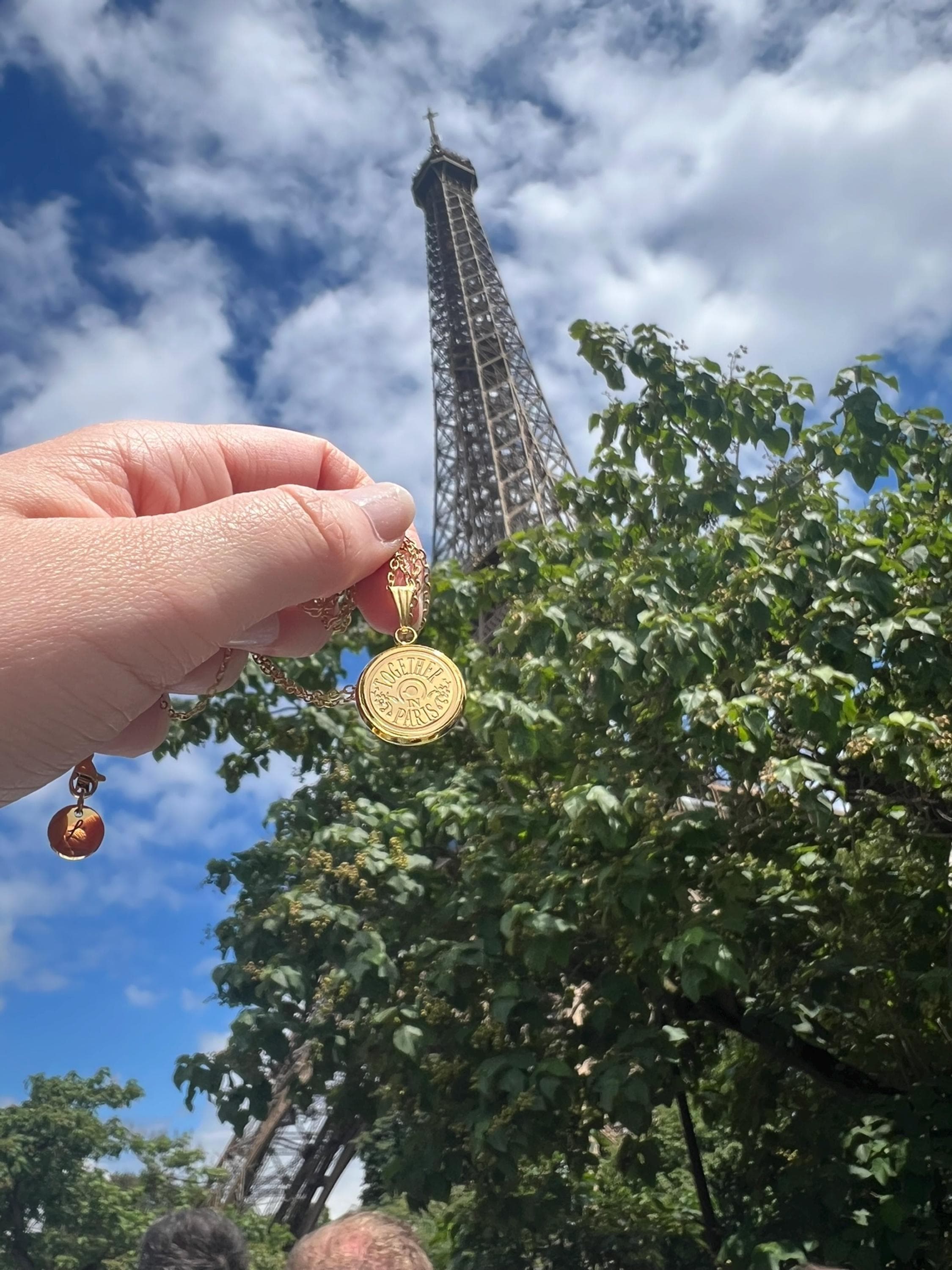 Anastasia engraved pendant Together in Paris - ONLY BACK SIDE
