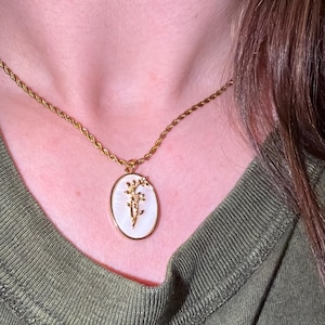Alyssa added a photo of their purchase