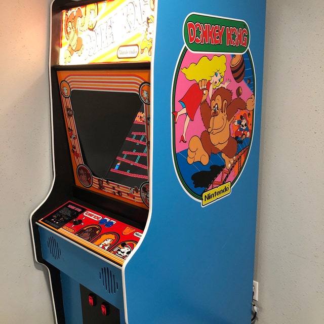 Symbole De Jeu De Machine D'arcade De Flipper Vecteur D'illustration Isométrique | Vecteur Premium