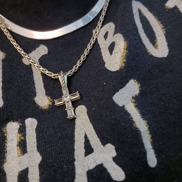 Ricki Goldstein Swirl Bail Pearl Pendant