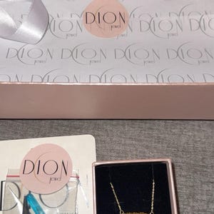 Aunika added a photo of their purchase