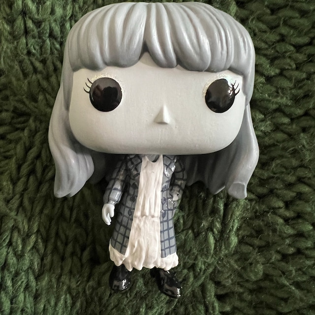 Make a 1989 era Taylor Swift funko pop with me! 1989 is my favorite er