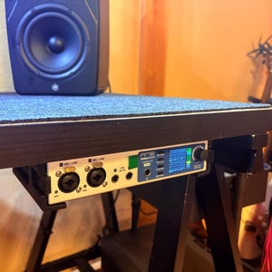 RME Fireface Ucx II用デスクマウントキット - リバーシブルクリップ