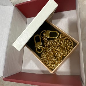 Nelly added a photo of their purchase