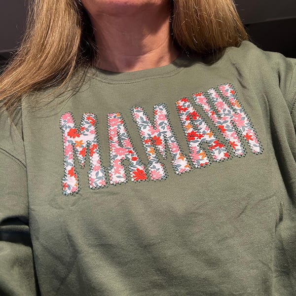 Custom Grandma Heart With Kids Name Sweatshirt, Mother's Day Gift