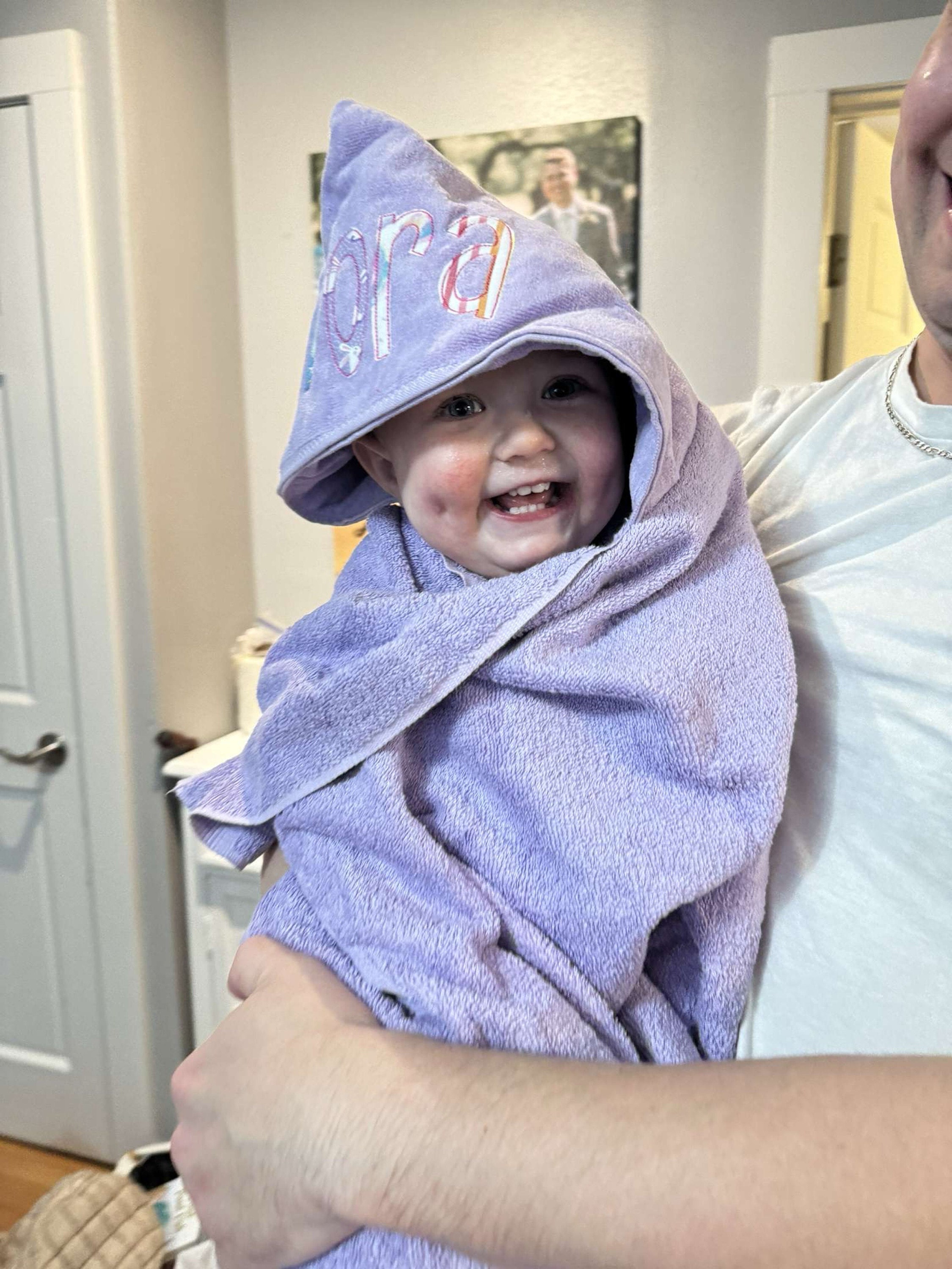 🎀Free Personalization🎀Personalized Hooded Towel for Baby, Baby Beach Towel, Baby Bath Towel, Custom Towel, Gift for New Baby, Gift for Boy or Girl
