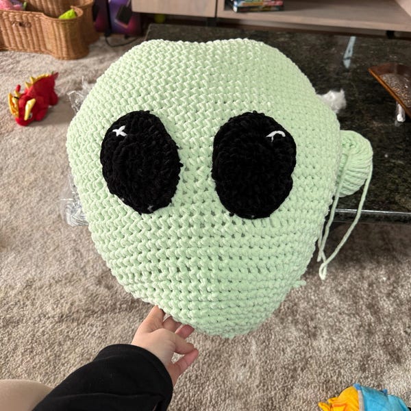 Crochet Alien Cushion Pattern Crochet Pillow Beginner Alien Pattern ...