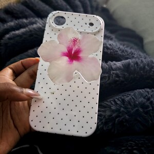 Annabelle added a photo of their purchase