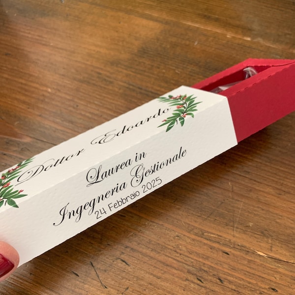 Grucce personalizzate per damigelle d'onore, regali per damigelle d'onore, grucce per abiti da sposa, grucce in legno con nome inciso, grucce per spose, regali per damigelle d'onore - Italia