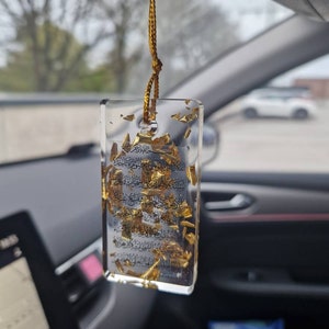 Özlem added a photo of their purchase