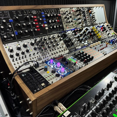 6U X 104HP X 12cm / Portable Eurorack Case / Powered / Ash-silver - Etsy