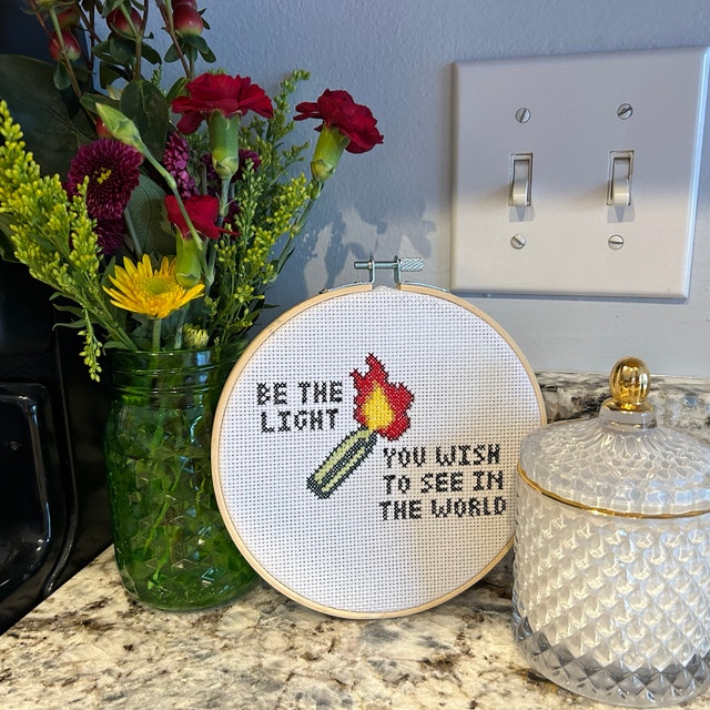 Kit Point De Croix "Be A Light To The World" Sur Toile 14ct - Neuf, Prêt à Broder