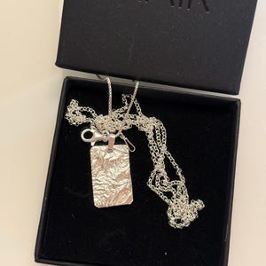 Frida added a photo of their purchase