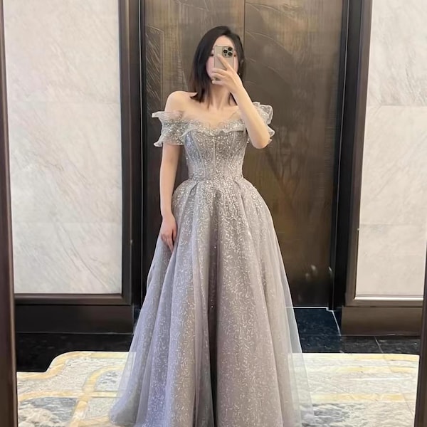 Elegant Floor Length Off The Shoulder Black Tulle Prom Dress With High Split main image 1