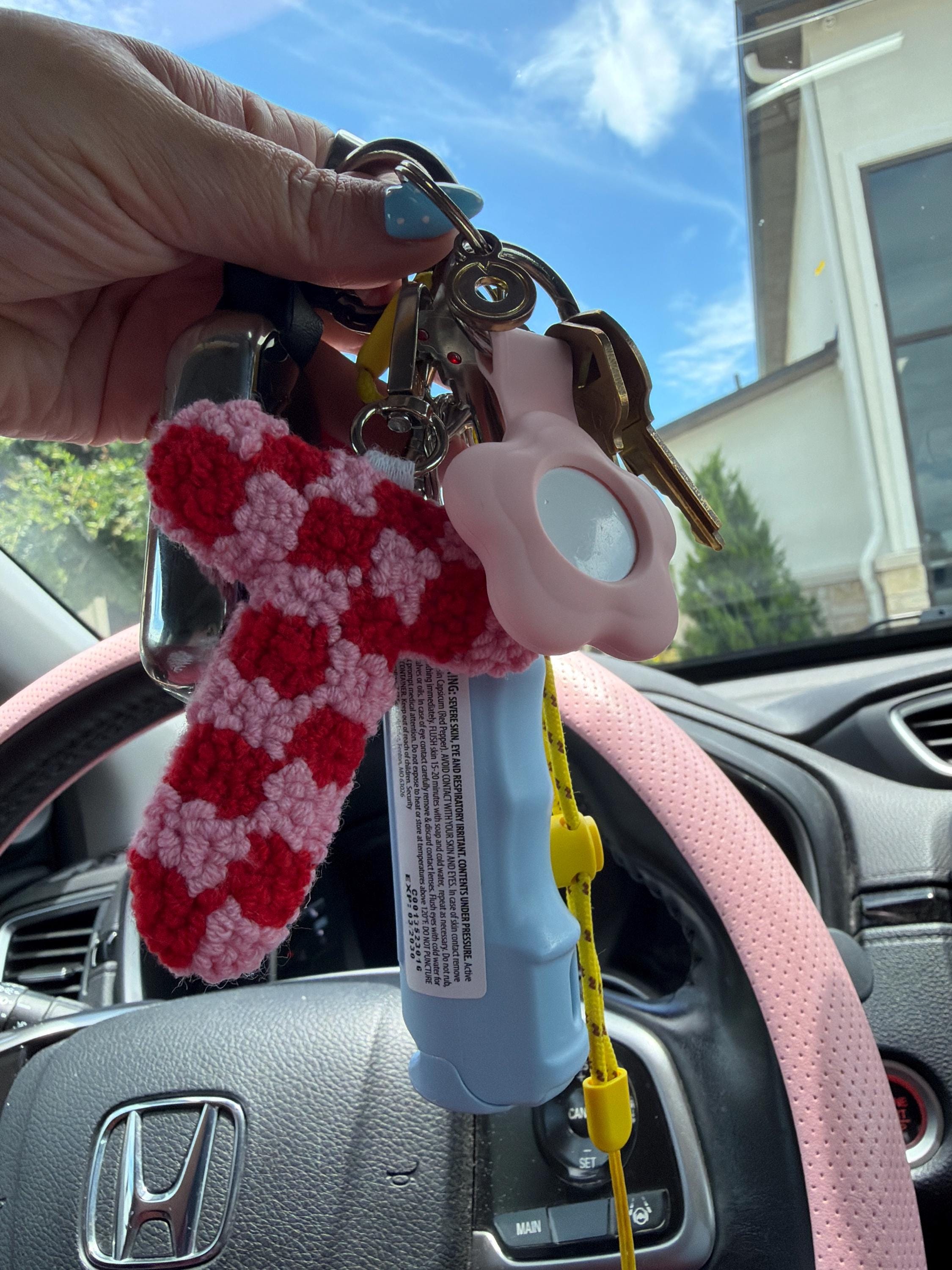 Love love the keychain! It’s nice and puffy, and feels like it will last a lo...