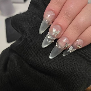 Samantha added a photo of their purchase