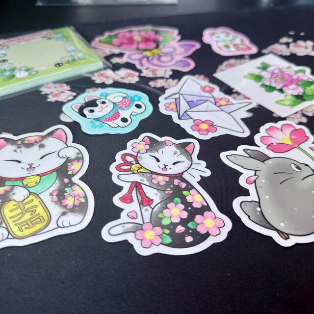 マミーのリサイクルShop♡になります(⋆ᴗ͈ˬᴗ͈)” CLEAR Japanese Maneki Neko Lucky Cat With Cherry Blossoms Sakura
