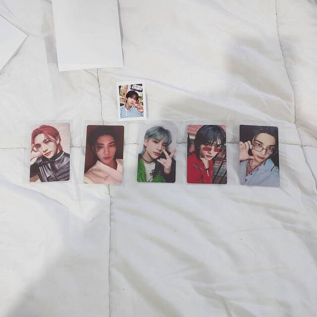 Buy Stray Kids SKZ No Easy Red Lights Photocard Set -preorder