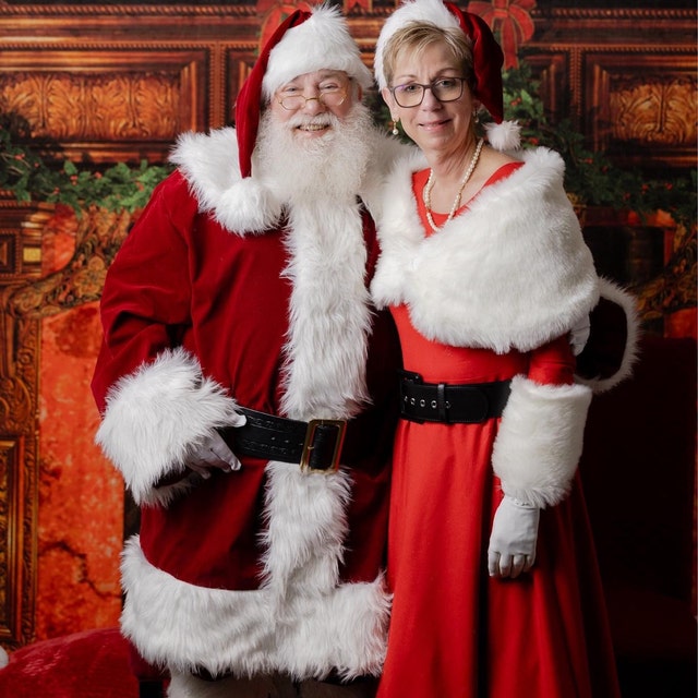 Mrs. Claus Maxi Dress With Detachable Faux Fur Collar & Cuffs  Elegant  Lady Claus Outfit - Etsy
