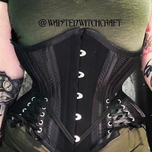 New MCC-84L plus Size Wide Hips Black Satin Corset Waisttraining  Tightlacing Steel Boned Mystic City Corsets -  Canada