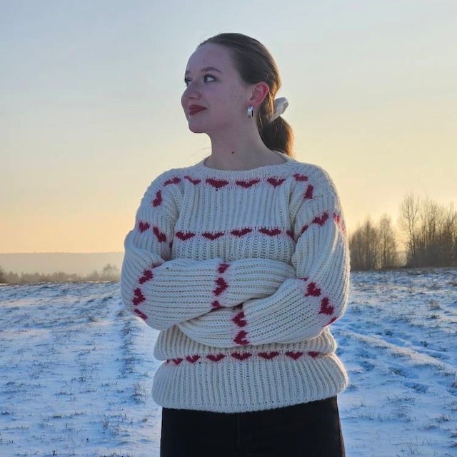HEART SWEATER - Knitting Pattern - Norwegian Vintage HEART SWEATER - Knitting Pattern - Norwegian Vintage
