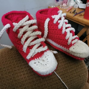 karen bestwick crochet converse
