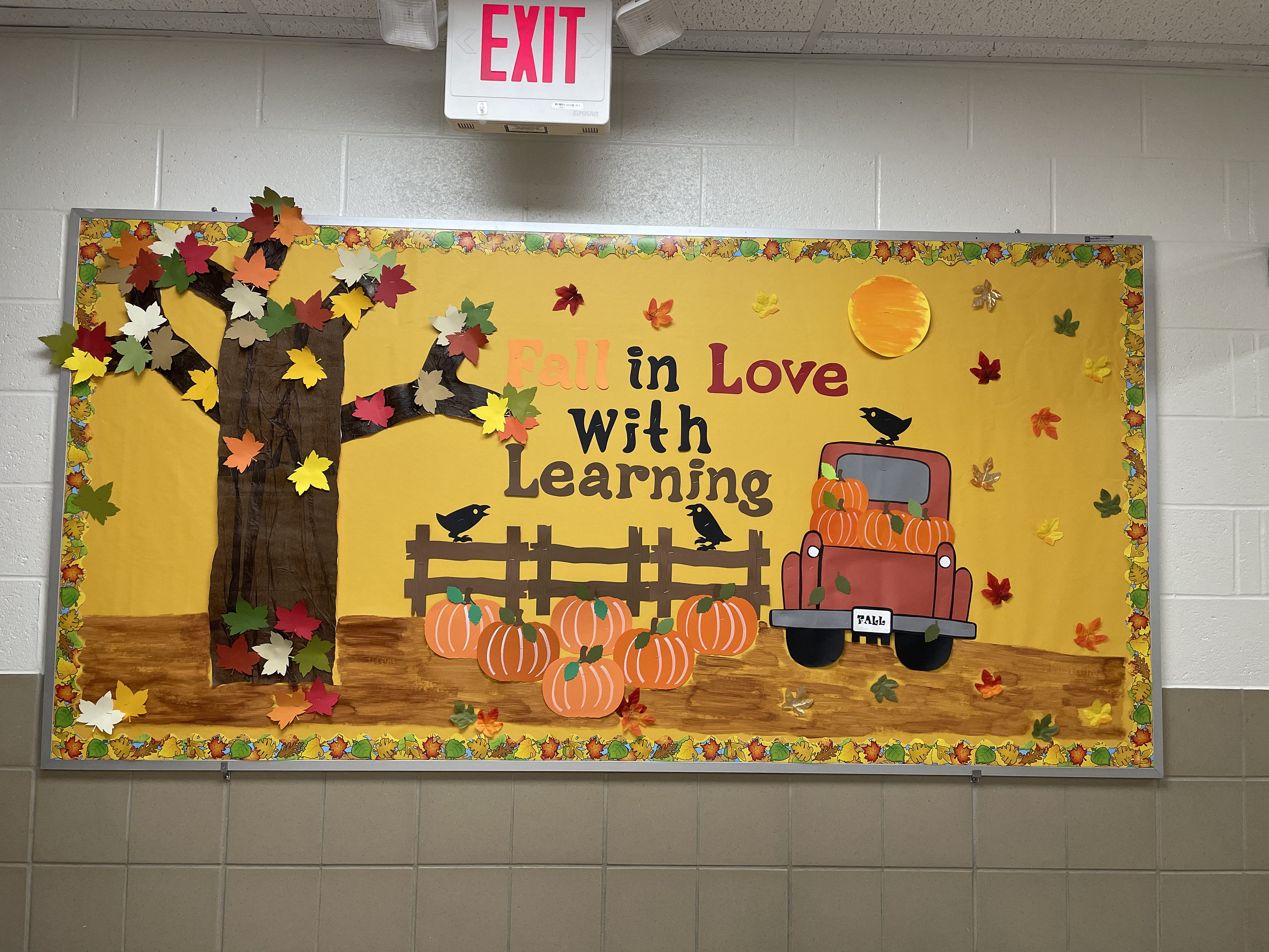 Teacher School Fall Bulletin Board for Classroom Decoration/ Fall/ Autumn/ Cardstock