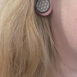 Ashleigh added a photo of their purchase
