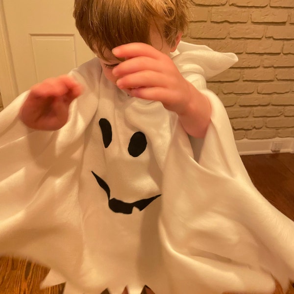 Kanroji Mitsuri White Ghost Hooded Cape Party Carnival Halloween Cosplay Costume