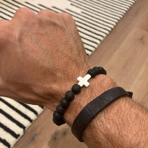 Lee added a photo of their purchase