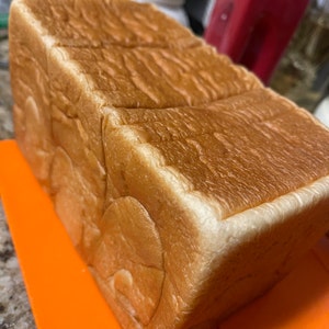 Fresh made Japanese Hokkaido Milk Toast loaf bread fluffy soft (over 35 dollar free shipping)