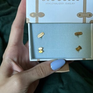 Customer photo, Girl Dinner Earring Set
