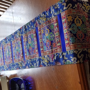 tibetan meditation shawl